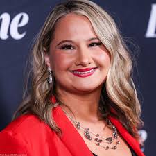 Um, Gypsy Rose just shared her whole sex timeline to prove the father of  her baby 🙃 ⬇️