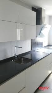Las cocinas blancas son las preferidas por su elegancia y estilo. Cocina Blanca Y Marengo Cocinas Capis Diseno Y Fabricacion De Cocinas En Huelvacocinas Capis Diseno Y Fabricacion De Cocinas En Huelva