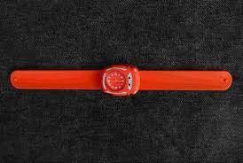kids watches cocuk kol saatleri panosundaki pin