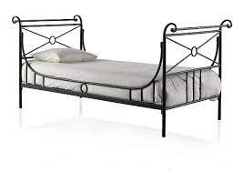 exterior cama divan de forja modelo atenas www fustaiferro com mobilya fikirleri karyola yatak