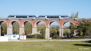 Lassen sie sich vom team des hôtel de la gare als unseren gast begrüßen. Fermeture Du Trafic Ter Sur Rodez Severac Le Chateau Rail Passion