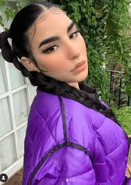 Conoce a Stefanny, la guapa hermana de Kimberly Loaiza que es idéntica a  ella