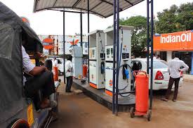 Today pump prices will be higher at stations of pilipinas shell petroleum corp., ptt philippines, phoenix petroleum in a fuel forecast advisory over the weekend, unioil petroleum. Petrol Price Today Fuel Prices Rise Again Across The Country Petrol Costs Rs 102 Ltr In Mumbai Auto News Et Auto