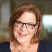 Caroline Gee's Instagram, Twitter & Facebook