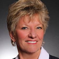 Mary Lucente's Instagram, Twitter & Facebook