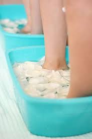 How To Host A Spa Day For Kids Project Nursery Kids Spa Party Spa Day Party Girl Spa Party