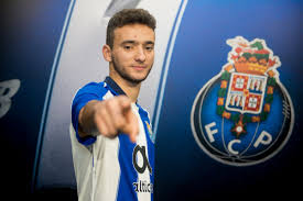 Suivez les profils de joueurs (par exemple le profil de joao mario neto lopes), les pages des équipes (par exemple la page de fc porto) et les pages des compétitions (ligue des champions, ligue 1 et. Fc Porto V Twitter Joao Mario Avancado Do Fc Porto B E Fabio Vieira Medio Da Equipa De Sub 19 Renovaram Os Respetivos Contratos Ate Junho De 2022 Declaracoes Completas Em Https T Co 6iy88fx95q Fcporto