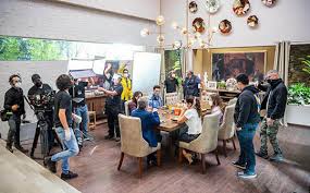 The series is produced by w studios for televisa and univision. Luz Verde En Mexico Para Grabaciones De Telenovela Si Nos Dejan De Televisa The Daily Television