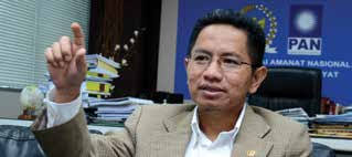 Edisi 111 TH. XLIV, 2014