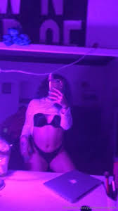 Yuleemaimaginees Sexy Figure