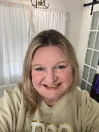 Carole Humphrey's Instagram, Twitter & Facebook