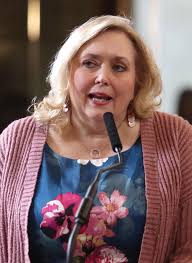 THE READER OMAHA OCT 2022 by PioneerMedia.Me