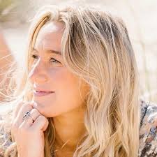 Emily (Denny) Kohn (@emilynantucket) • Instagram photos and videos