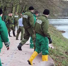 Hochwasser in euskirchen, hagen und solingen. Flutwelle Wetterrekorde Sind Schuld An Extrem Hochwasser Welt