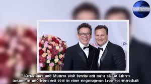 Guido maria kretschmer ist totaler familienmensch. Promi Hochzeit Auf Sylt Guido Maria Kretschmer Sagt Ja Youtube