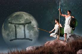 They have psychic abilities and can read others very easily—they really do know what. Moon In Gemini Signs Show Bright Engaging Personality Traits Lovetoknow