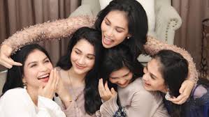 Hensam hensam adik farah nabilah. Peh Ni Baru Beauty With Brain Educationcomesfirst Keputusan Akademik Afifah Nasir Dan Nazirah Nasir Dapat Pujian Netizen Berita Steady