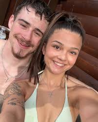 Savannah Mcgee's Instagram, Twitter & Facebook