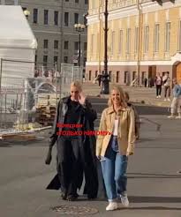 Ивлеева добавила, что долго не понимала, как рассказать о расставании своим подписчикам. Ivleeva Gotovit Eksklyuziv Pro Razvod S Eldzheem Byla Dogovorennost Popcake