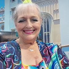 This Hot Crab Dip Recipe is an easy and delicious cheesy dip that will be a  hit and any party. A slightly spicy crab dip that is ready in minutes. Get  the