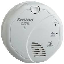 Please note that this post may contain affiliate head over to amazon where you can save on first alert combination smoke and carbon monoxide detector. First Alert Sa521cn 3st Wireless Interconnect Hardwired Smoke Alarm First Alert Store