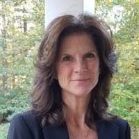 Nancy Miano's Instagram, Twitter & Facebook