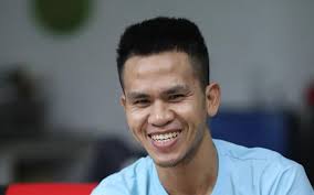 Chia sẻ với phóng viên sau sự việc, anh nguyễn ngọc mạnh cho biết, từ khi việc anh cứu giúp cháu bé được đăng tải lên mạng xã hội, đã có nhiều người tìm kiếm số điện thoại. Uuejrojmpksucm