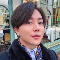 1200+ "Beau" profiles