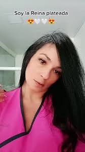 #añonuevopelonuevo #soylareinaplateada #canas #hair