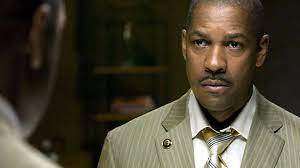 Bank robber dalton russell enters a manhattan bank, locks the doors and takes hostages, working methodically and without haste. Inside Man Film 2006 Filmstarts De
