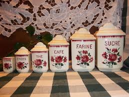 Pots A Epices Digoin Sarreguemines Yvette Motif Floral De Roses Et D œillets Pots A Epices Vaisselle Vintage Art De Table