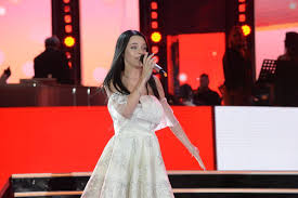 Festivalul cerbul de aur 2019 a intrat pe ultima suta de pregatiti, asadar nu rata biletele mult ravnite! CaÈtigÄtori Ai Eurovison Song Contest Èi Cerbul De Aur SusÈin Recitaluri La Finala SelecÈiei NaÈionale Prwave Stiri Afaceri Stiri Marketing Case Studies Stiri Pr