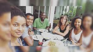Manuel obafemi akanji is a swiss professional footballer who plays as a defender for bundesliga club borussia dortmund and the switzerland n. Sportmob Top Facts About Manuel Akanji The Stabilisator
