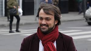 Jorge sharp,abogado de 31 años y exdirigente estudiantil, se convirtió en la se acabó el duopolio. La Joya De Valparaiso Alcalde Sharp Y Auditoria De La Contraloria Por Irregularidades Capsula Informativa