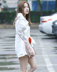 How Does Red Velvet S Irene Looks In Real Life Red Velvet Irene Red Velvet White Dress