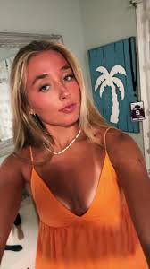 Abby Boyle's Instagram, Twitter & Facebook