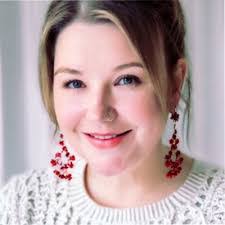 Veronica Cash's Instagram, Twitter & Facebook