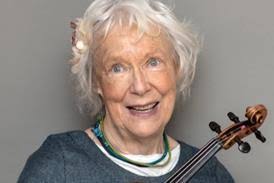 Sartory and the fake bows: Phoney war