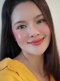 Natasha Bloom Hy Blush