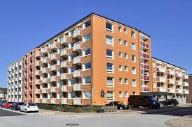 Der große esstisch mit teakholzplatte bietet reichlich platz für 4 personen. Brandenburgerstrasse 6 Haus Windhuk In Westerland Wiking Sylt
