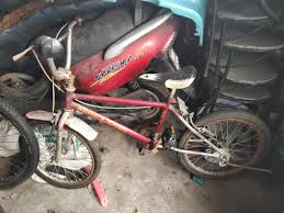 Tidak sangka ia seperti basikal tidak mungkin saya berkayuh basikal bmx ini lagi kerana secara rasmi akan menjadi milik abang. Basikal Bmx 80 An Sports Bicycles On Carousell