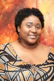 Street Style Hair: Natural Goes Glam