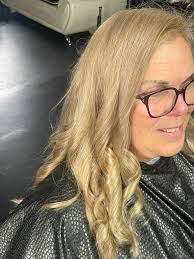 Whitney Annette SALON