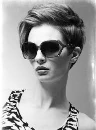 Here the hairs have been shaped really short and only the hairs at the front has been left. Korean Beauty Salon Dubai Digital Perm Salon 2017 Short Hair Style Korean Beauty Salon Dubai