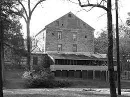 The Most Haunted Hotels In Kentucky Haunted Rooms America Most Haunted Haunted Hotel Haunted Places
