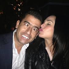 Sharis Cid e Isaías Gómez: una pareja unida por amor a primera vista y  separada por varias balas