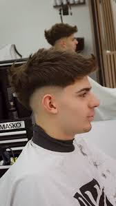 @chinocutz____ rompiéndola en sus cortes 😎💈