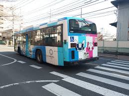 2020年東京五輪のエンブレムは？ 最終候補4つから a案 が選ばれました。 a案の特徴は 市松模様 です。 ちなみに。 市松模様とは？ 意味や由来は？ 市松模様とは色の違う正方形を交互に組みあわせた模様です。 この「市松模様」とは. ãƒŸãƒ©ã‚¤ãƒˆãƒ¯ã¨ã‚½ãƒ¡ã‚¤ãƒ†ã‚£ Wikipedia