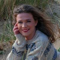 Victoria Ley's Instagram, Twitter & Facebook