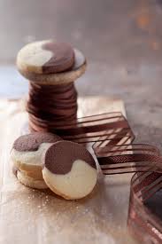Yin Yang Taler Schwarz Weiss Geback Rezept Geback Dessert Rezepte Schwarz Weiss Geback